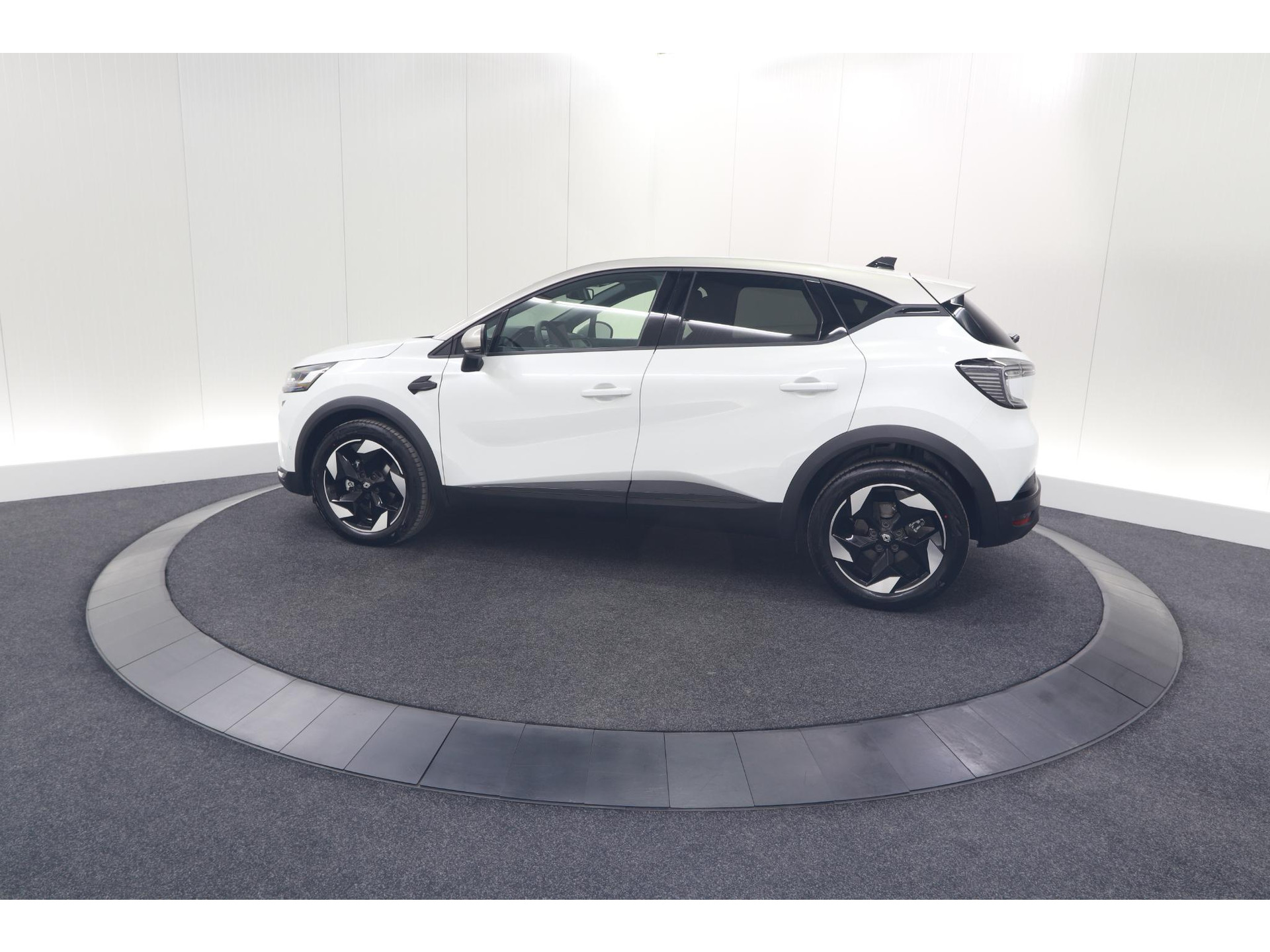 Renault Captur Mild Hybrid 160 EDC Techno | Camera | Navigatie | Apple Carplay | Pack Full Screen