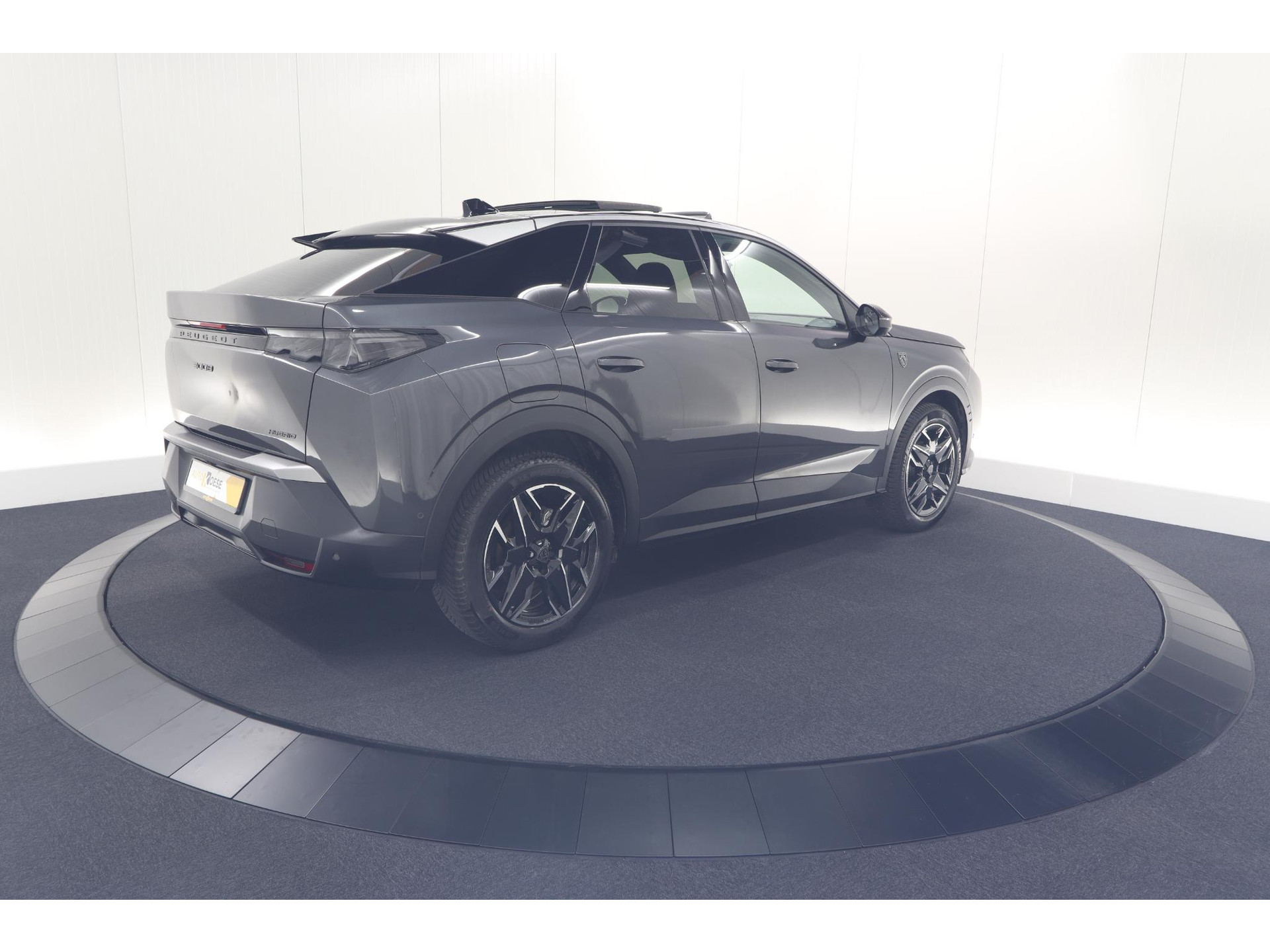 Peugeot 3008 1.2 Hybrid 136 GT | Panoramdak | 360 Camera | Stoelverwarming | Elektrische Kofferklep | Allseason Banden