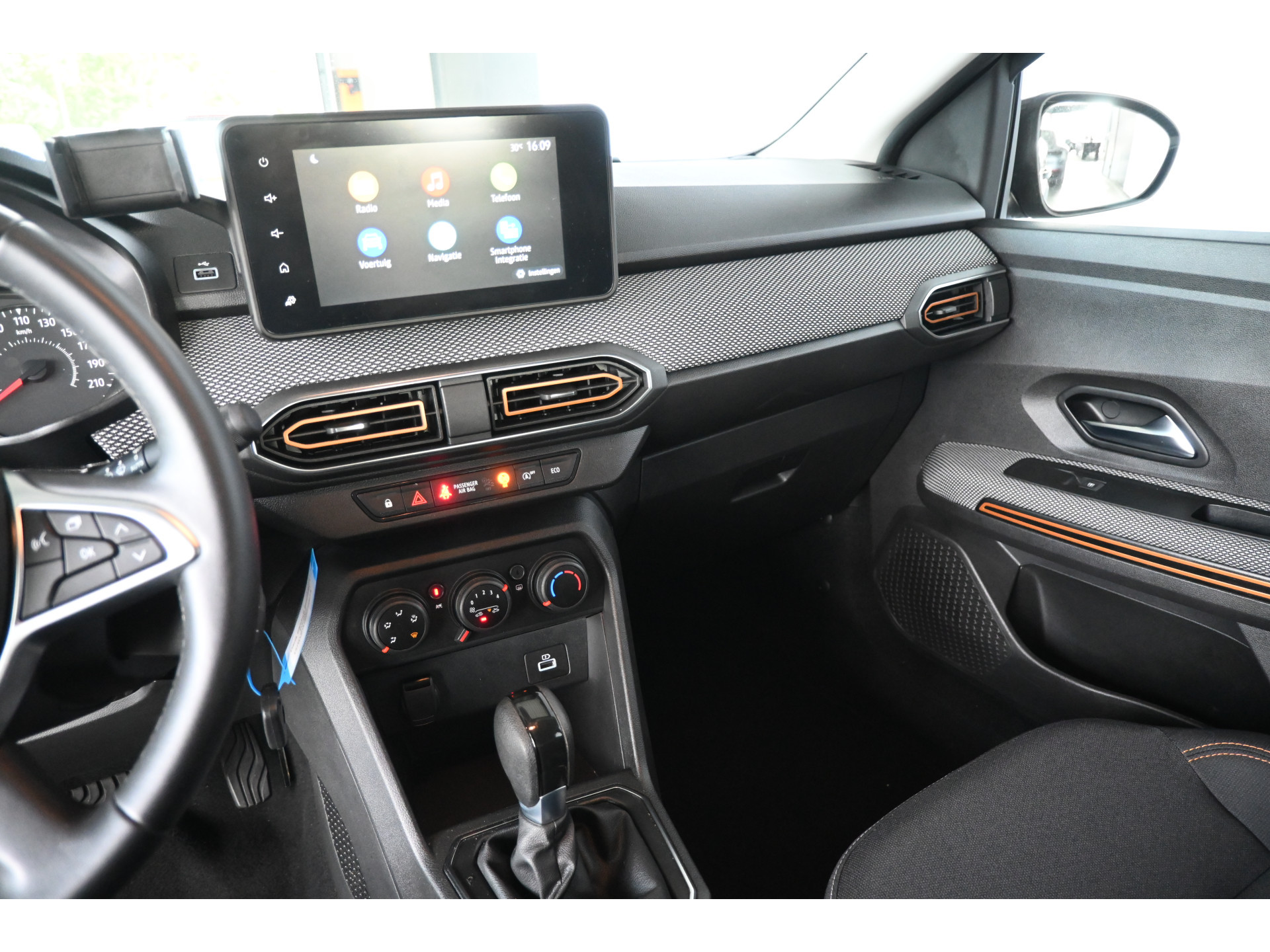 Dacia Sandero Stepway 1.0 TCe 90 Comfort Automaat Airco Cruise Pdc Navigatie 1e Eigenaar Inruil Mogelijk!