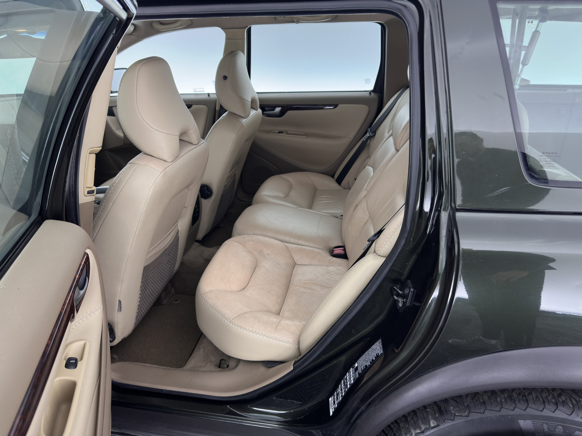 Volvo XC70 2.4D Summum AWD Aut. *LEATHER | ECC | HEATED-COMFORTSEATS | CRUISE | NAVIGATION | TOWBAR | 16''ALU *