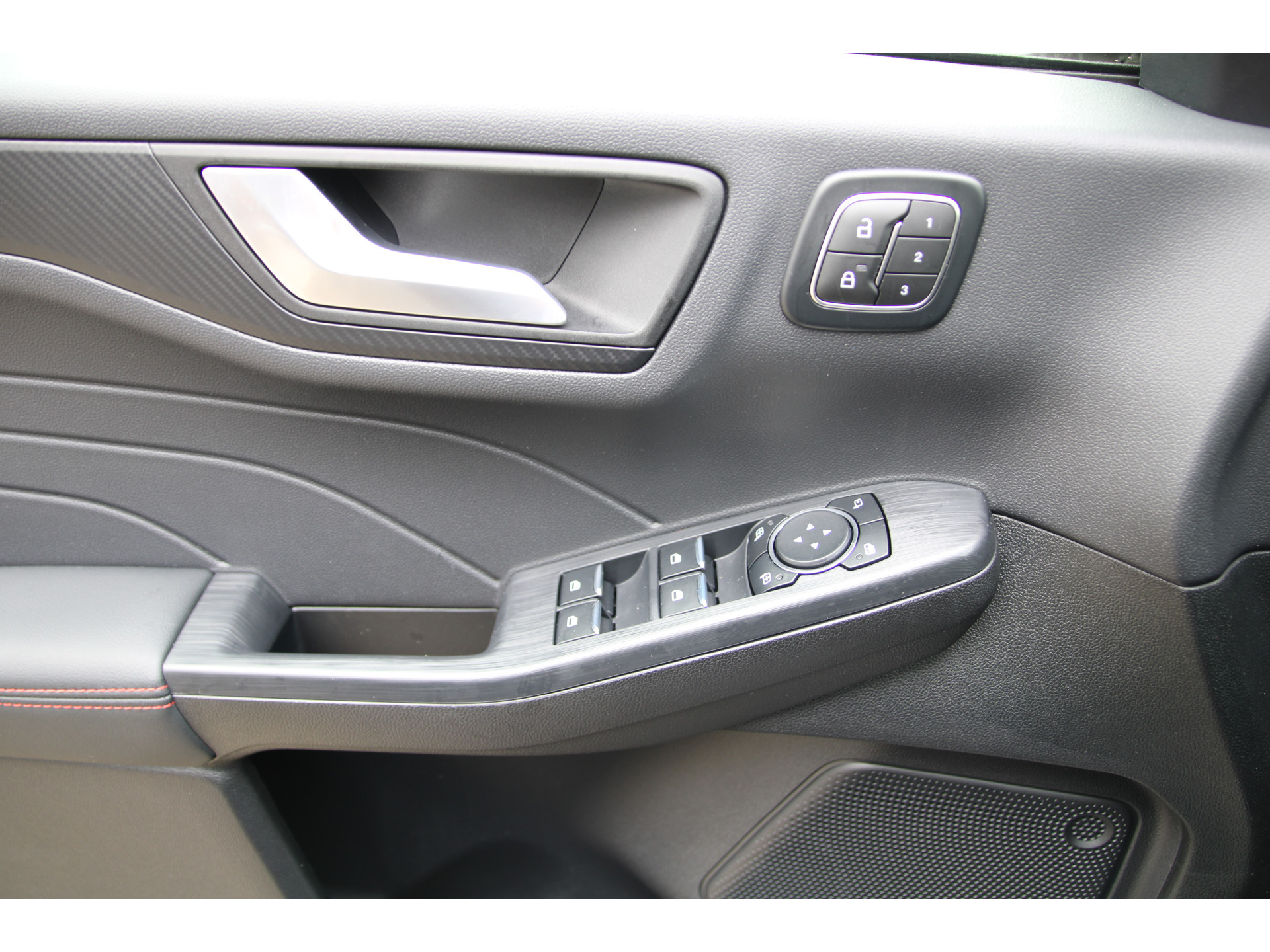 Ford Kuga 2.5 PHEV 243 PK ST-Line X WINTER-PACK | B&O PREMIUM AUDIO | BLIS