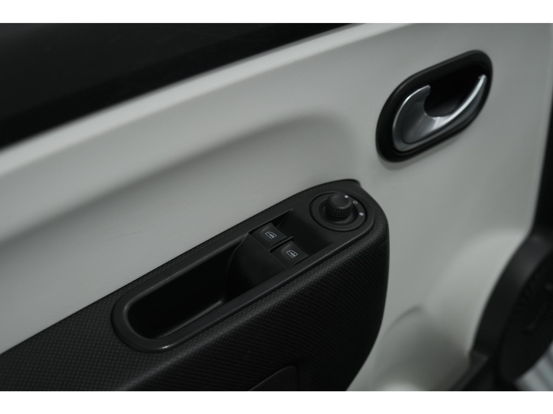 Renault Twingo 1.0 SCe Intens | Camera | Navigatie | Climate Control | Parkeersensoren