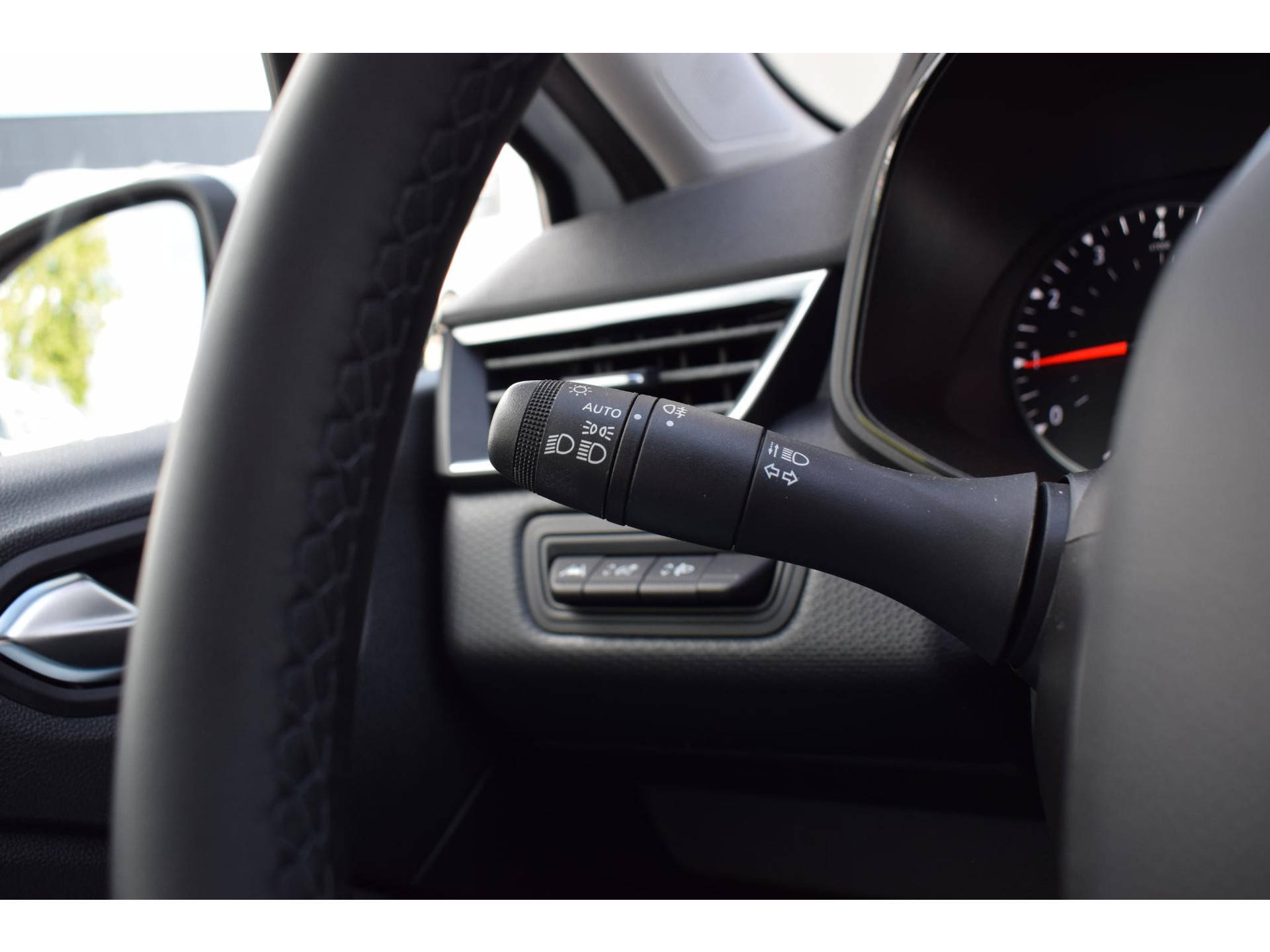 Renault Clio 1.0 TCe Zen | Apple CarPlay | Cruise | Airco | Sportstoelen