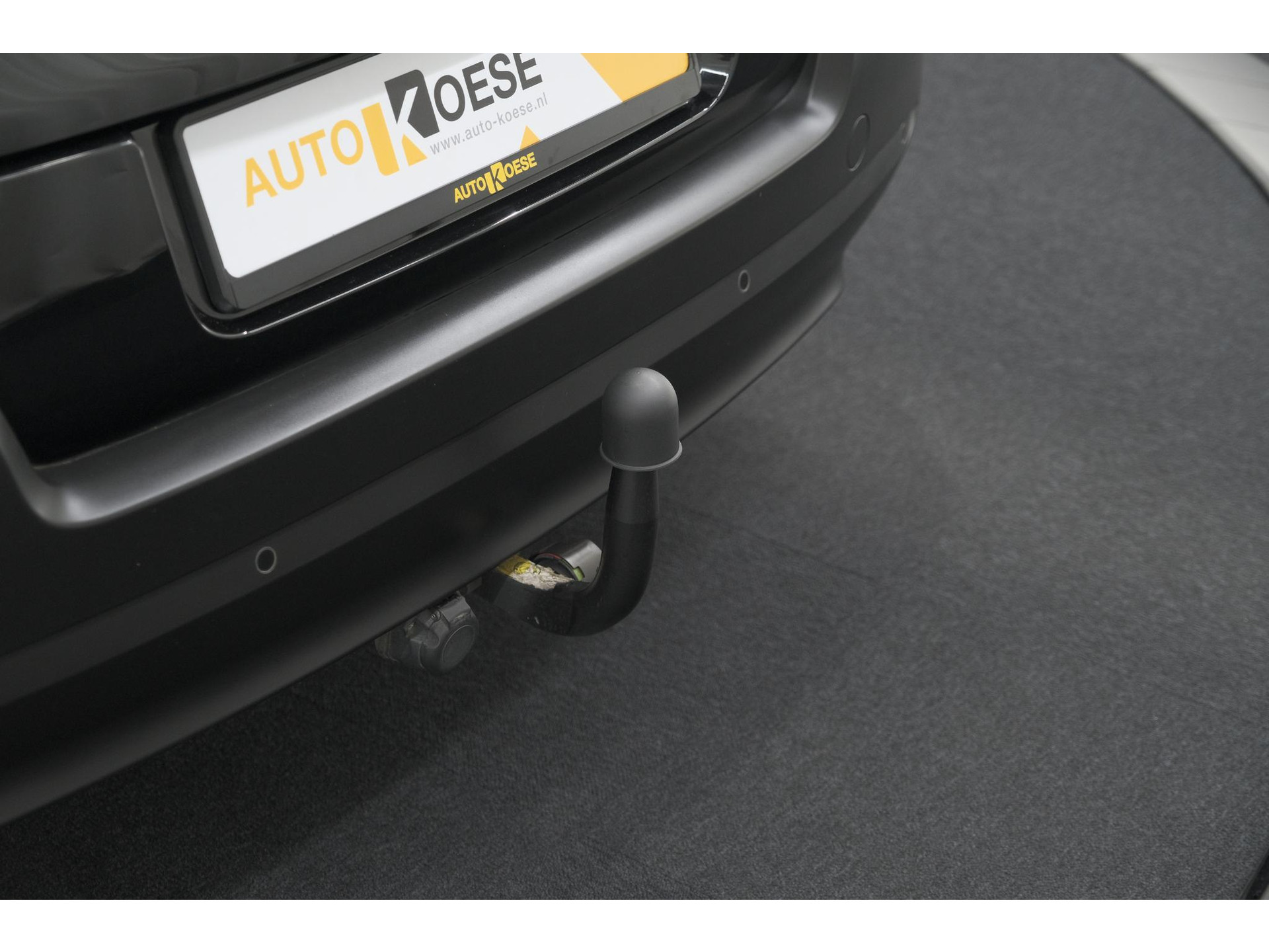 Citroen C3 PureTech 110 S&S Shine | Trekhaak | Parkeersensoren | Navigatie | Apple Carplay