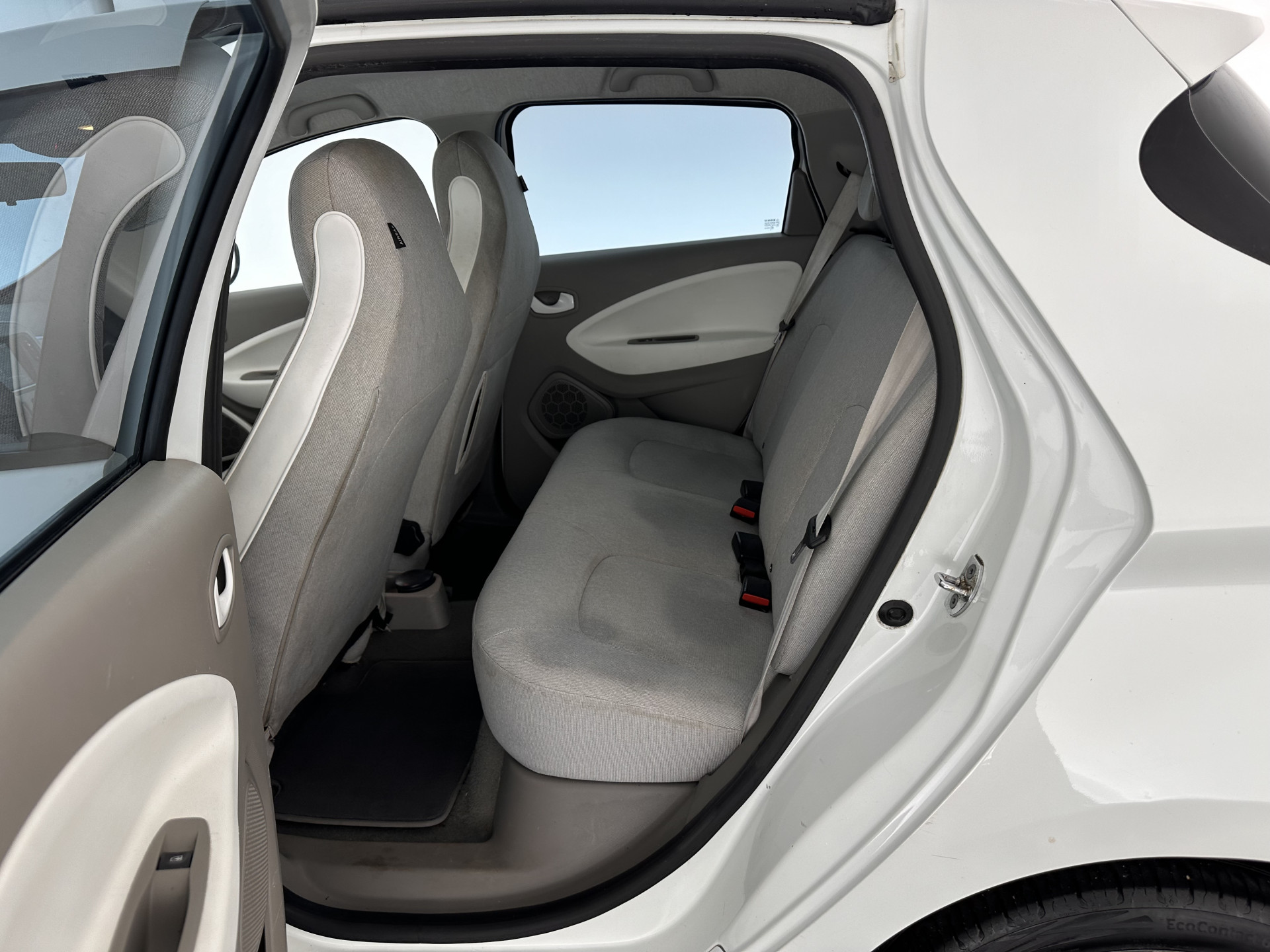 Renault ZOE Q210 Zen Quickcharge R-Link-Pack 22 kWh (ex Accu) [ 3-Fase ] Aut. *NAVI-FULLMAP | DIGI-COCKPIT | LED-LIGHTS | KEYLESS | COMFORT-SEATS | ECC | PDC | CRUISE | 17''ALU*