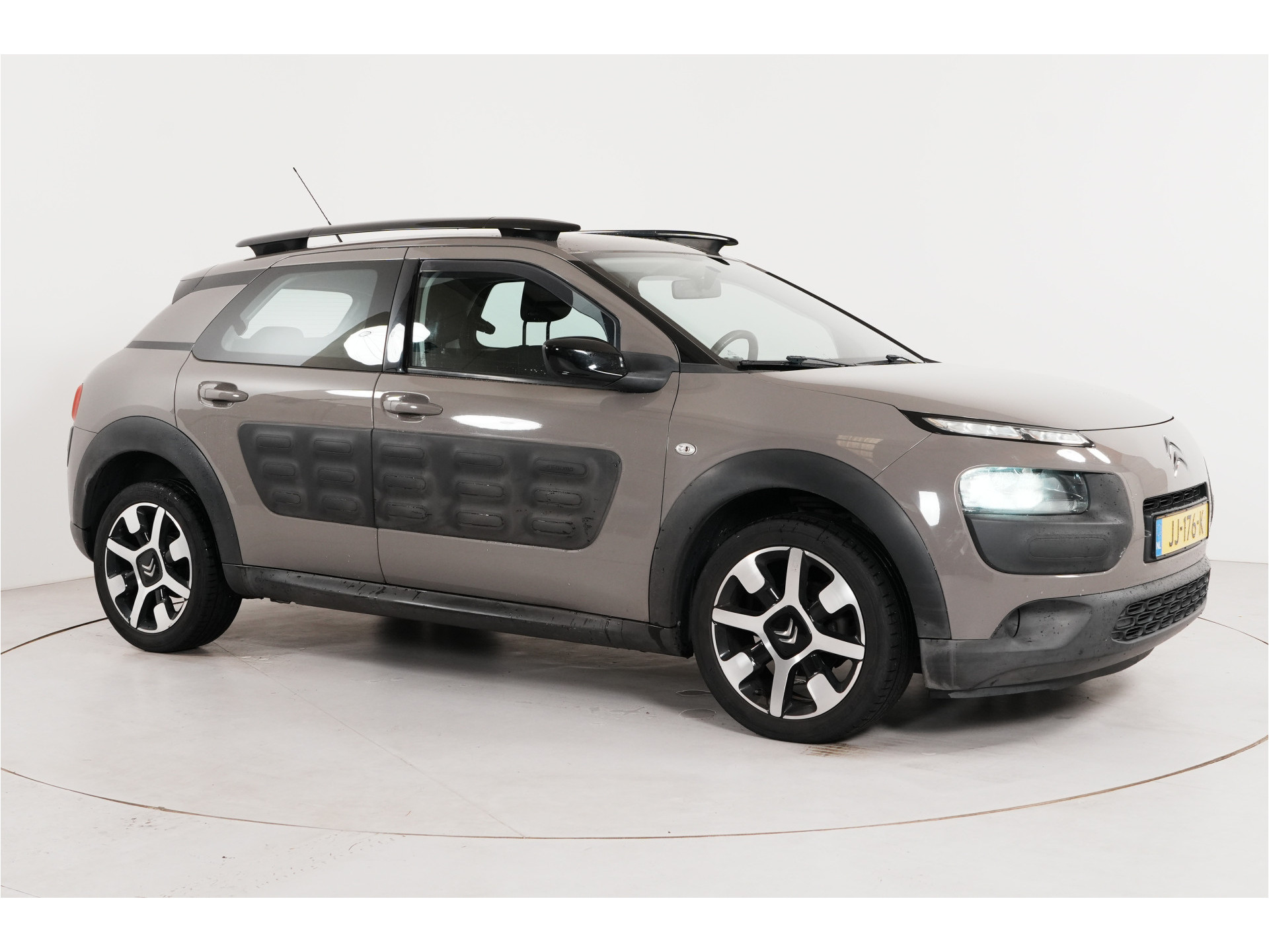 Citroën C4 Cactus 1.6 BlueHDi Feel | Trekhaak | Cruise | Airco |