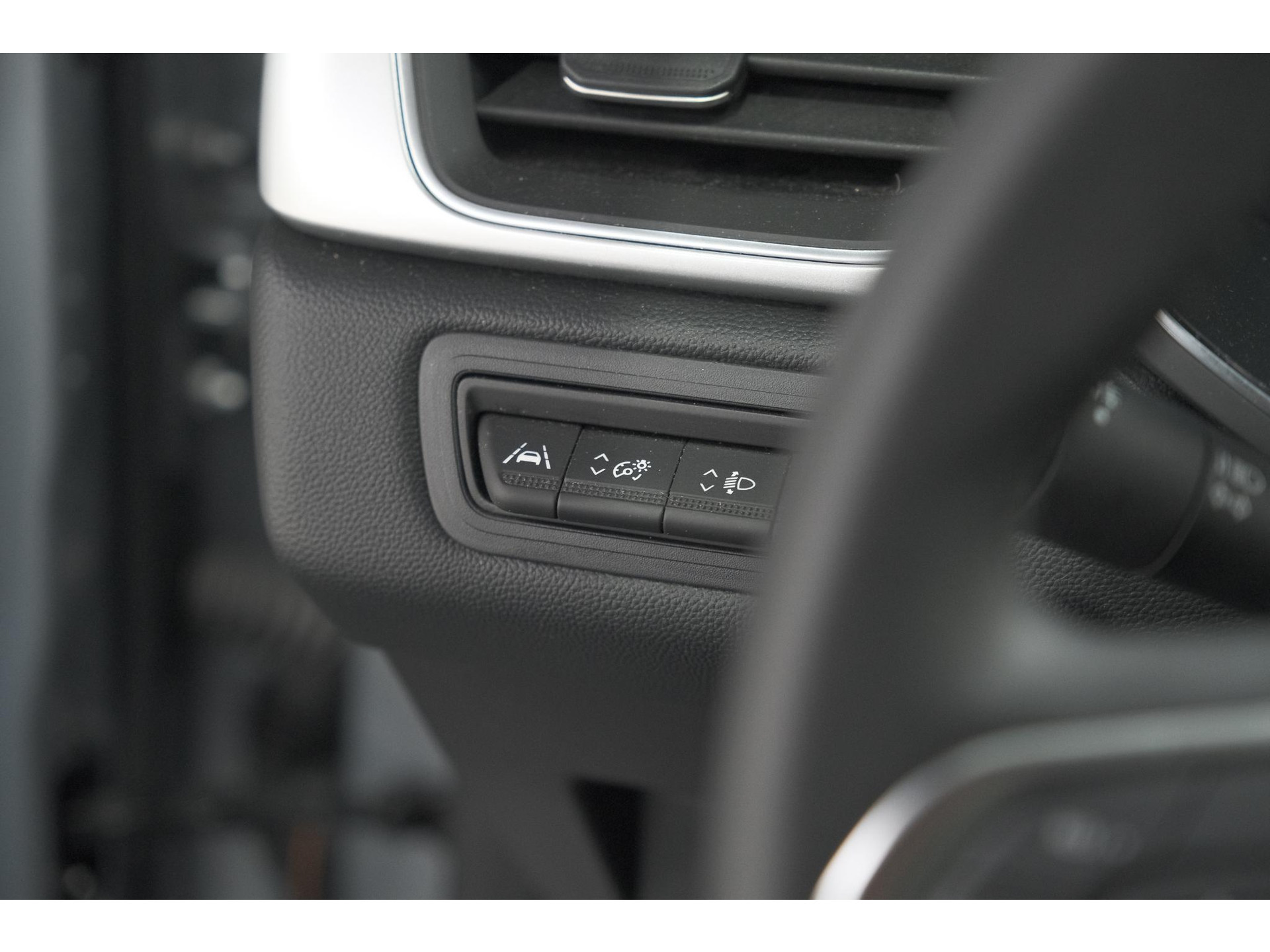 Renault Captur 1.6 E-Tech full hybrid 145 techno | Camera | Parkeersensoren | Climate control | Keyless