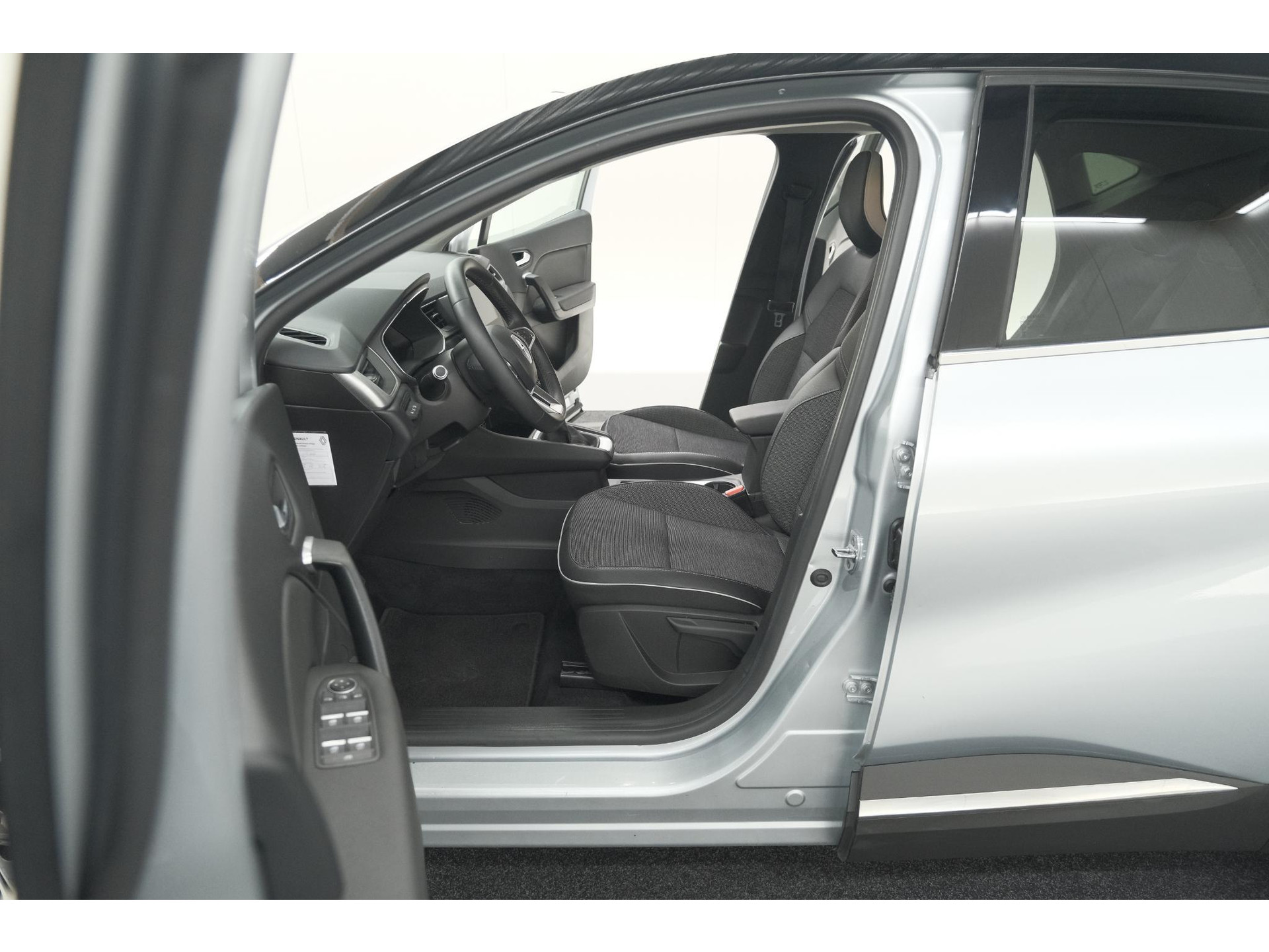 Renault Captur TCe 90 Intens | Trekhaak | Camera | Navigatie | Parkeersensoren | Apple Carplay