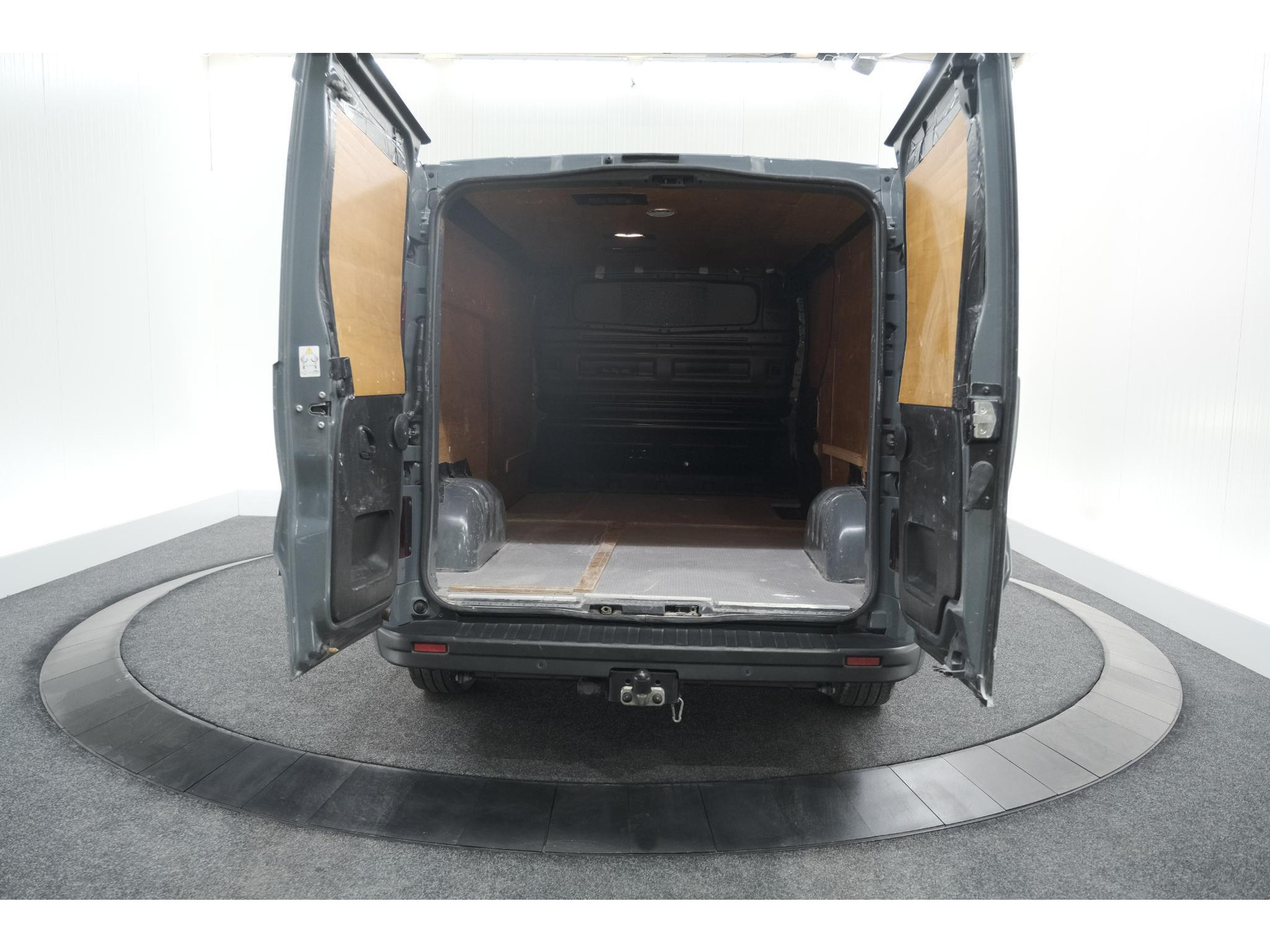 Renault Trafic 2.0 dCi 110 T30 L2H1 Work Edition | Trekhaak | Camera | Navigatie | Sidebars | Betimmering Laadruimte