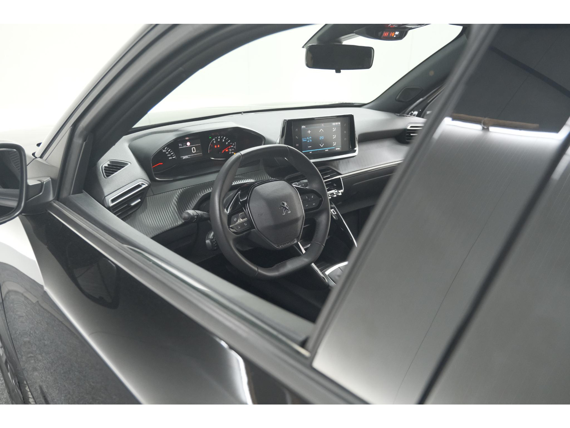 Peugeot 2008 PureTech 130 Active | Camera | Apple Carplay | Parkeersensoren | Stoelverwarming
