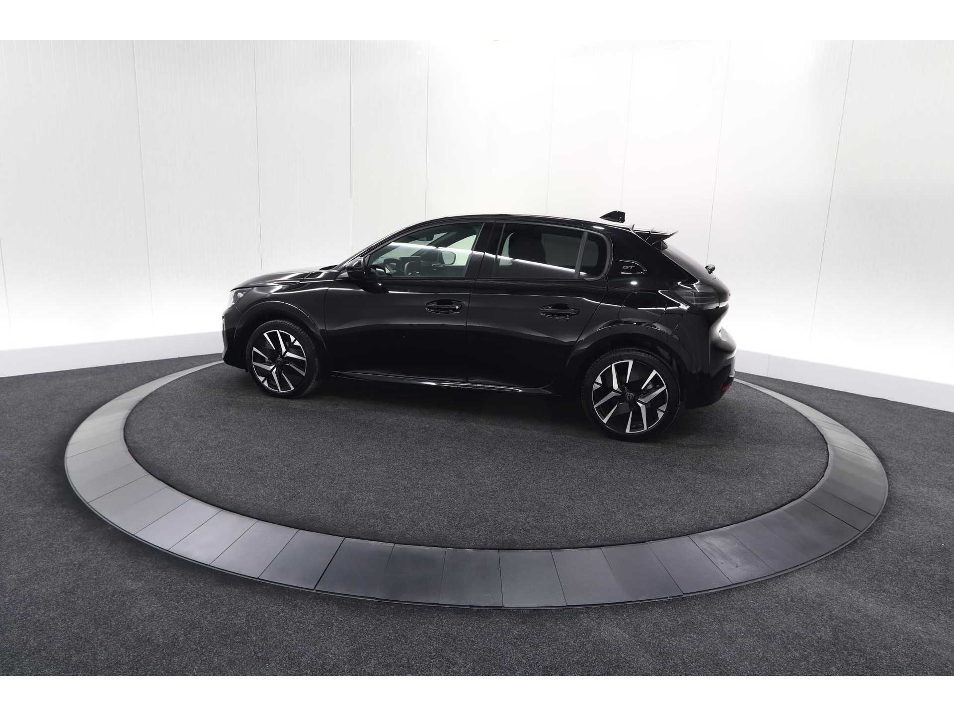 Peugeot 208 PureTech 100 GT | Camera | Navigatie | Apple Carplay | Parkeersensoren