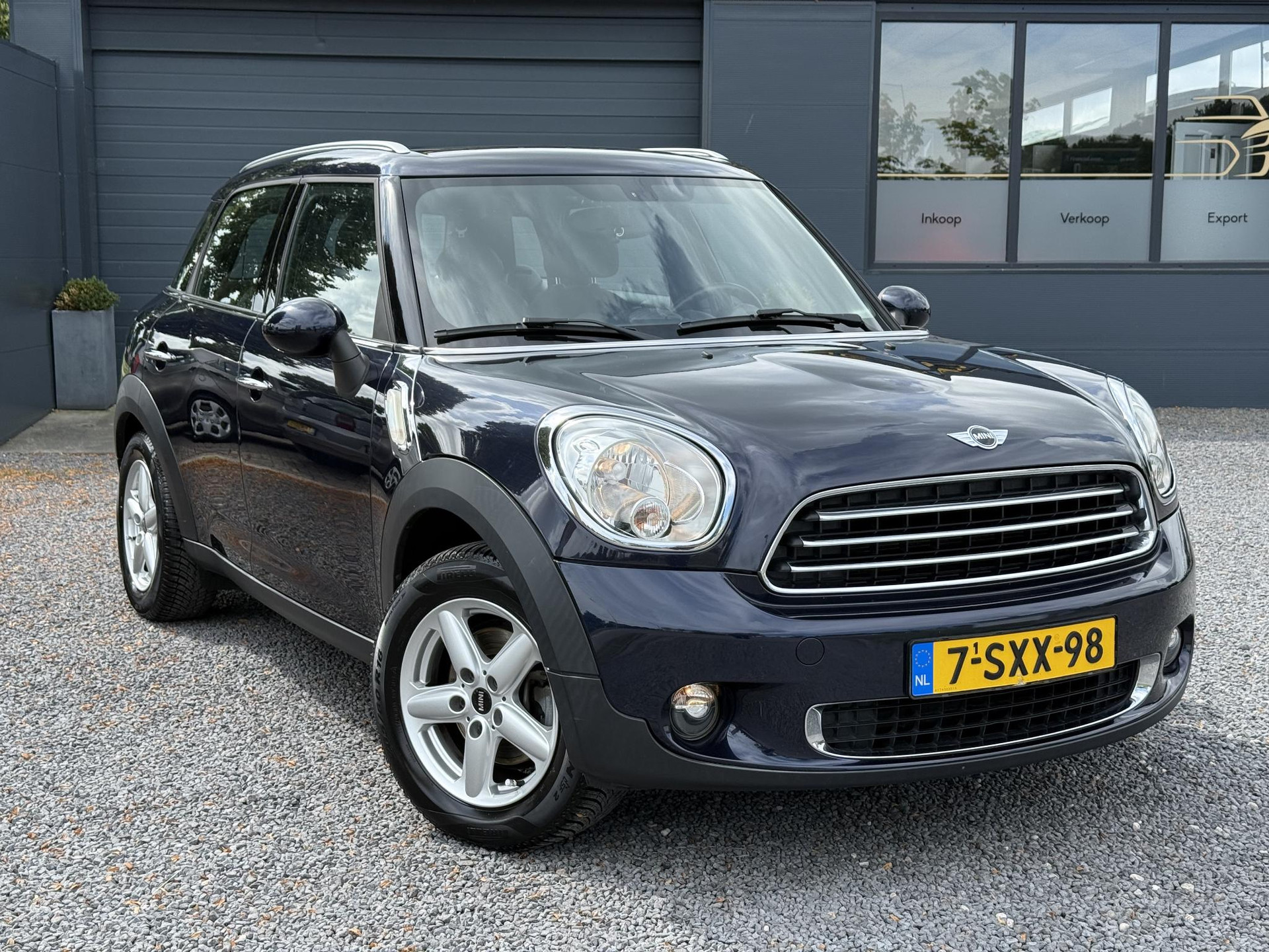 MINI Countryman 1.6 One Business Line Carplay,Pano,Navi,Pdc,Airco,Cruise,Lm velgen,6 Bak,98pk,Apk tot 03-2027