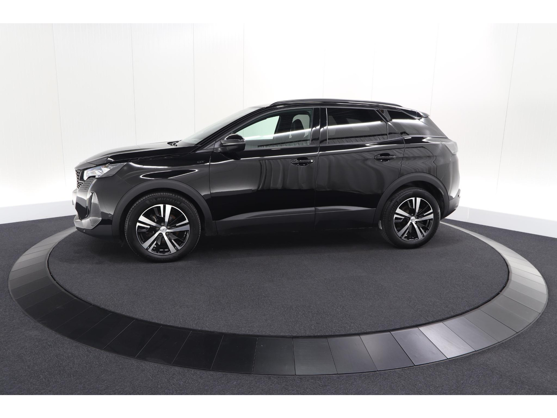 Peugeot 3008 PureTech 130 EAT8 GT Black Pack | Camera | Adaptieve Cruise Control | Elektronische Kofferklep | Apple Carplay