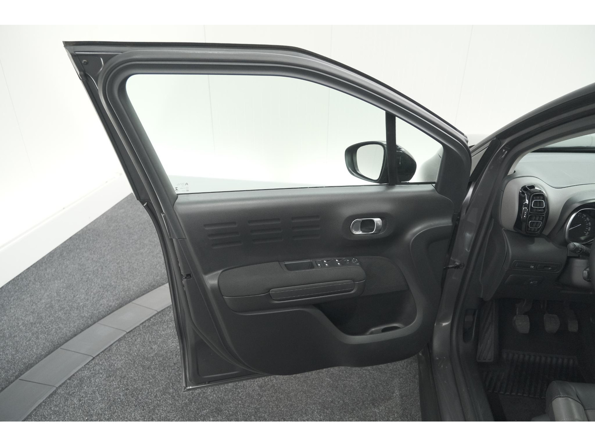 Citroen C3 Aircross PureTech 110 Shine | Camera | Stoelverwarming | Apple Carplay